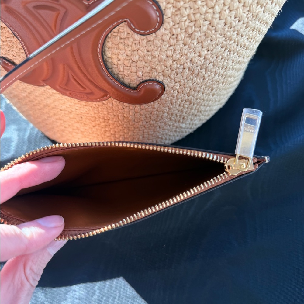 Celine Classic Panier in Raffia - Picture 5 of 7